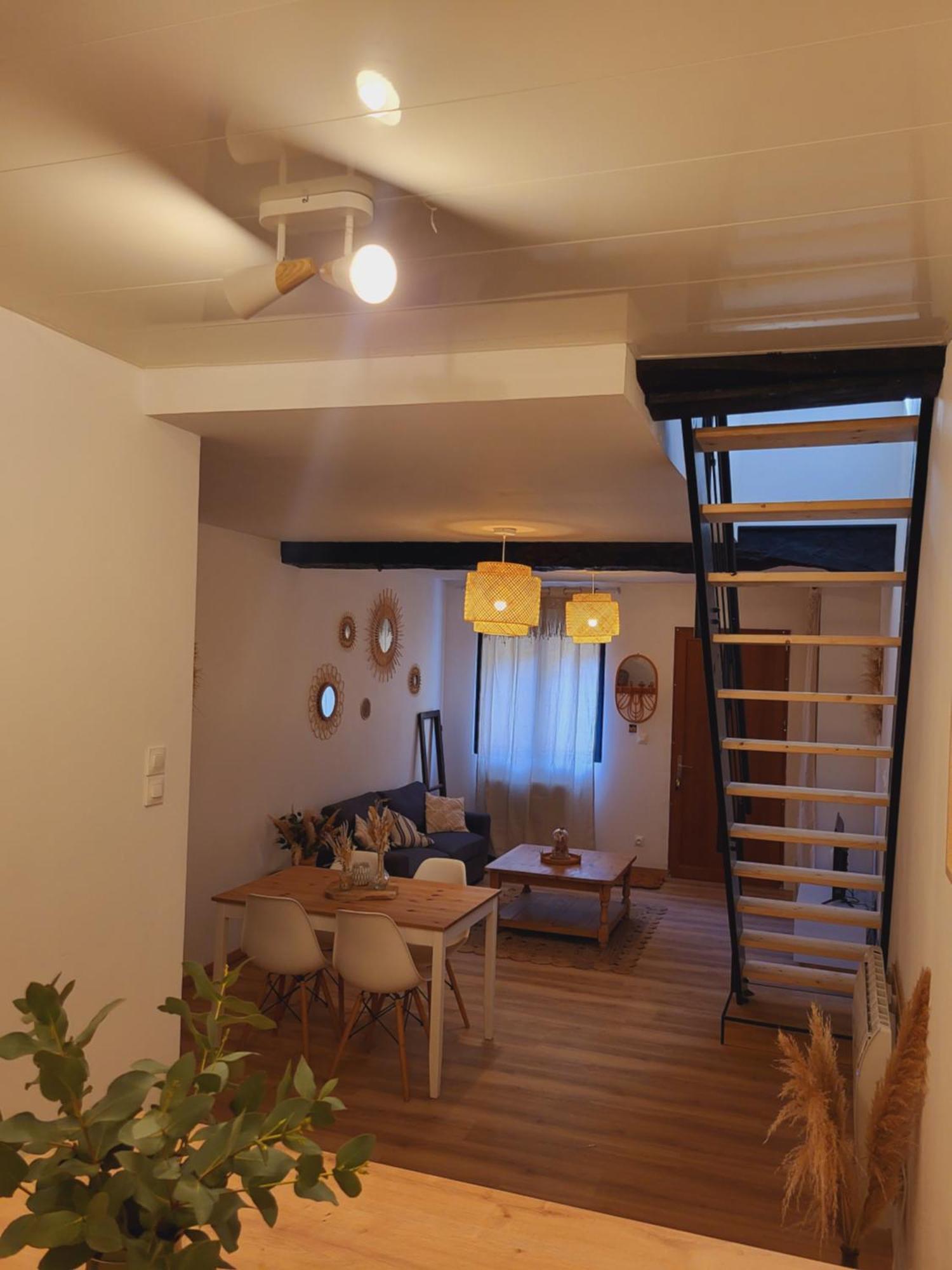 Maison De Village A La Decoration Boheme Jusqu'A 6 Personnes Viviers-lès-Montagnes Exteriör bild